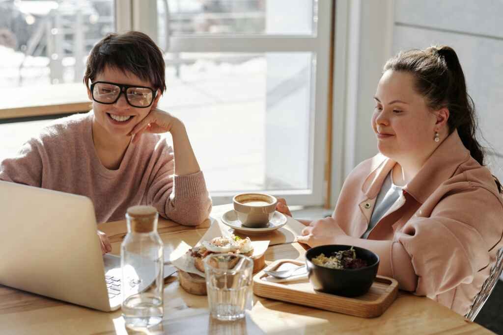 The Food and Mood Connection 1 The Food and Mood Connection